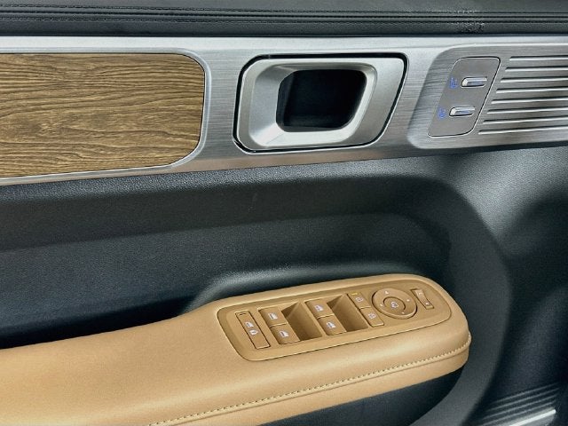 2027 Hyundai Santa Fe Limited FWD