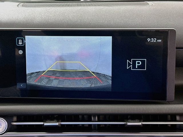 2027 Hyundai Santa Cruz SE FWD