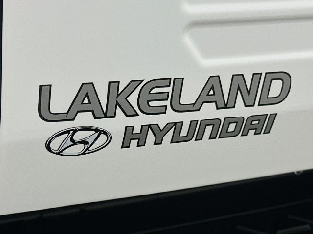 2027 Hyundai Santa Cruz SE FWD