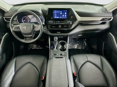 2024 Toyota Highlander XLE