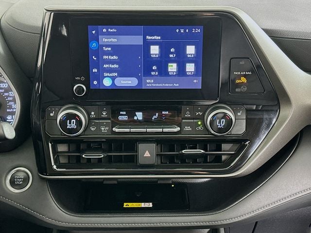 2024 Toyota Highlander XLE