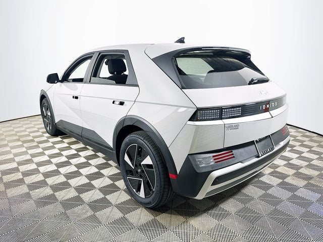 2026 Hyundai IONIQ 5 SE