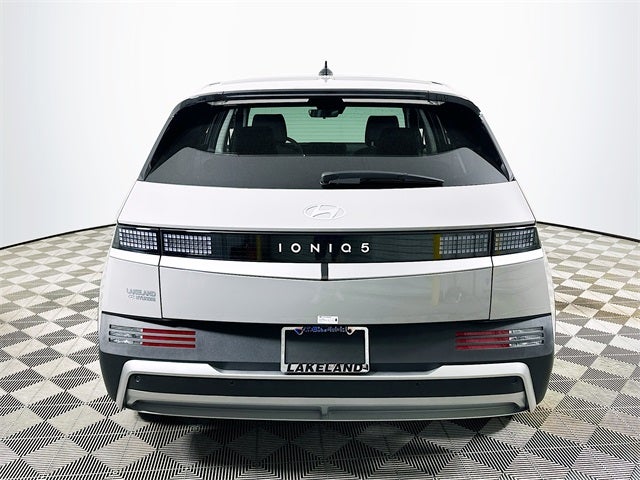2026 Hyundai IONIQ 5 SE Standard Range
