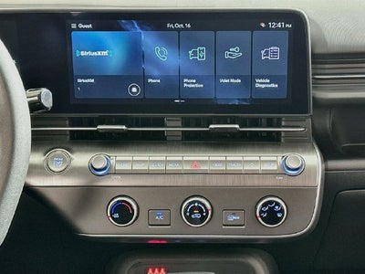 2027 Hyundai Kona SE FWD