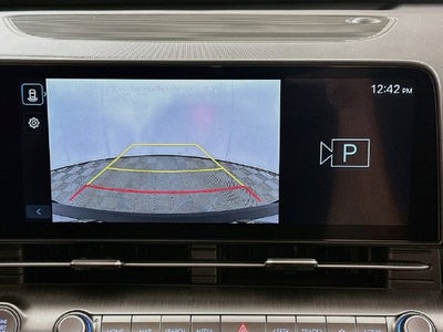 2027 Hyundai Kona SE FWD
