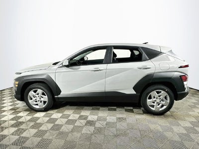 2027 Hyundai Kona SE FWD