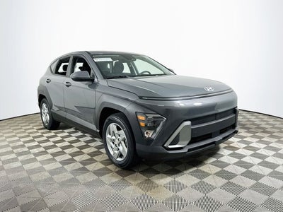 2027 Hyundai Kona SE FWD