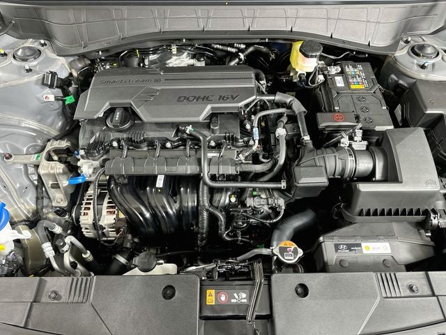 2027 Hyundai Kona SE FWD