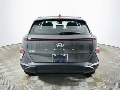 2027 Hyundai Kona SE FWD