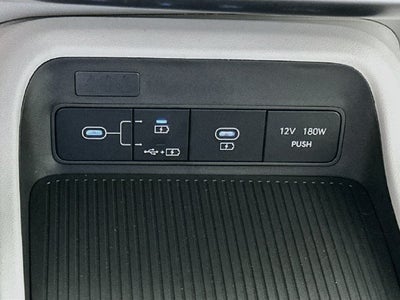 2027 Hyundai Kona SE FWD