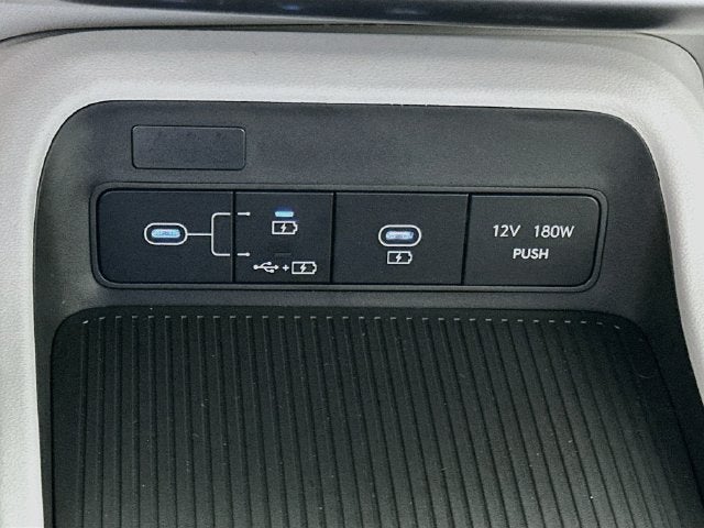 2027 Hyundai Kona SE FWD