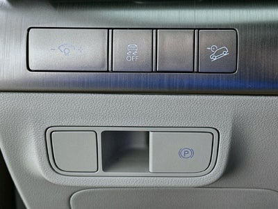2027 Hyundai Kona SE FWD