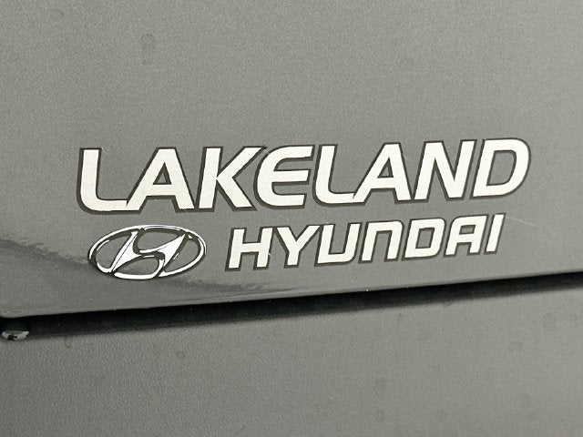 2027 Hyundai Kona SE FWD