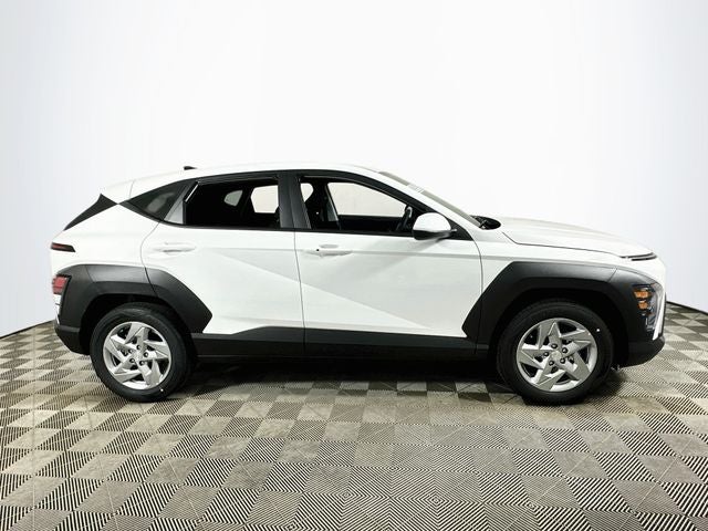 2027 Hyundai Kona SE FWD