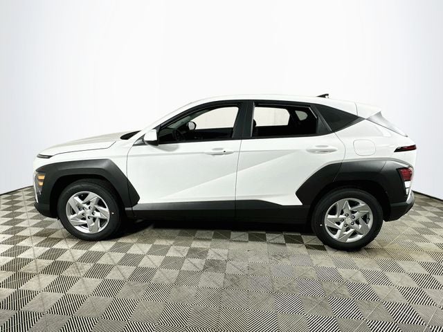 2027 Hyundai Kona SE FWD