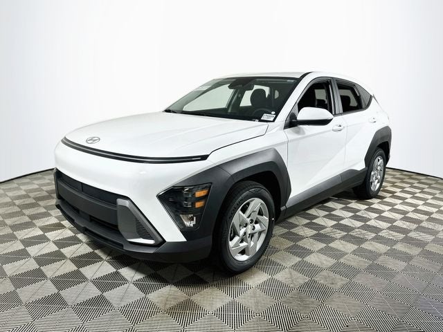 2027 Hyundai Kona SE FWD
