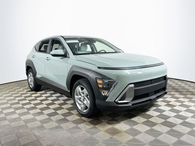 2027 Hyundai Kona SE FWD