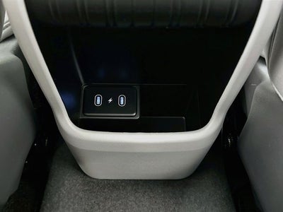 2027 Hyundai Kona SE FWD