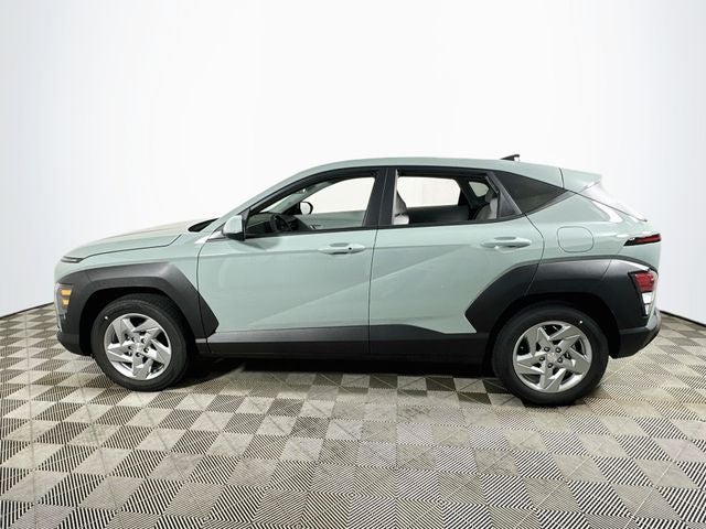 2027 Hyundai Kona SE FWD