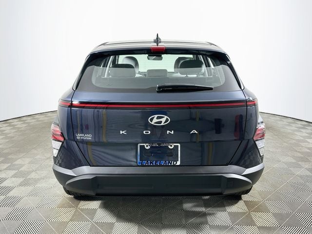 2027 Hyundai Kona SE FWD