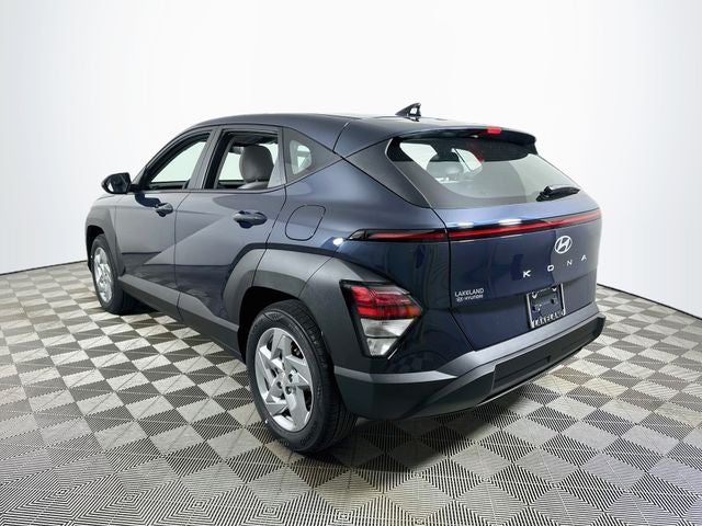 2027 Hyundai Kona SE FWD