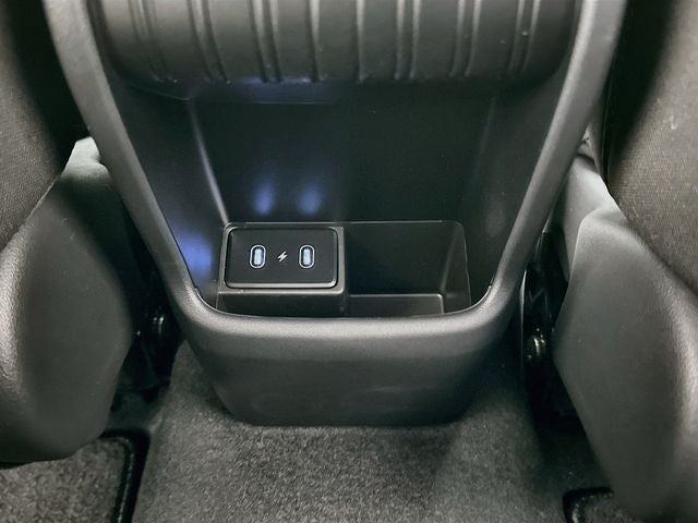2027 Hyundai Kona SE FWD