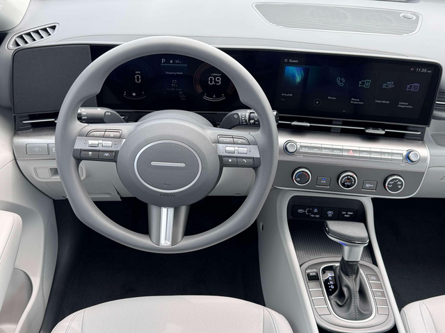 2026 Hyundai Kona SE FWD