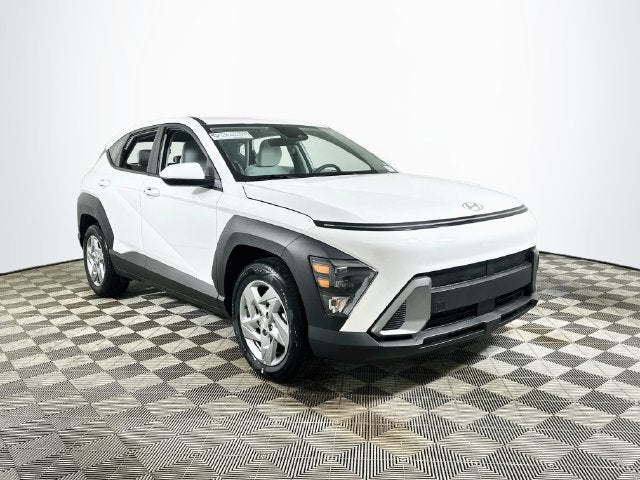 2027 Hyundai Kona SE FWD