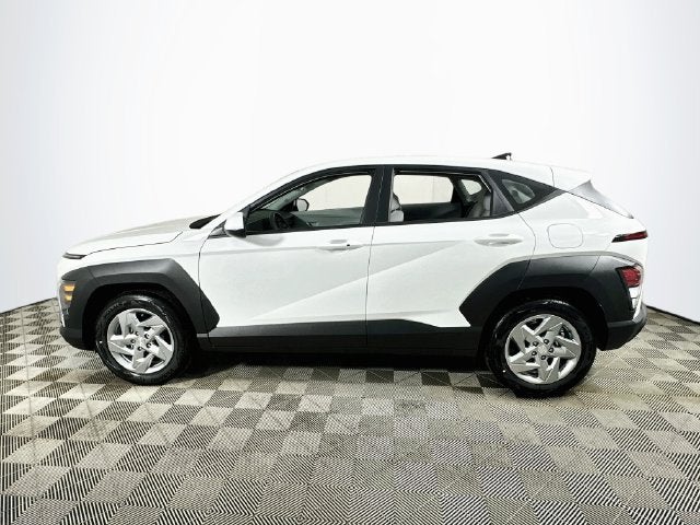 2027 Hyundai Kona SE FWD