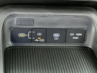 2027 Hyundai Kona SE FWD