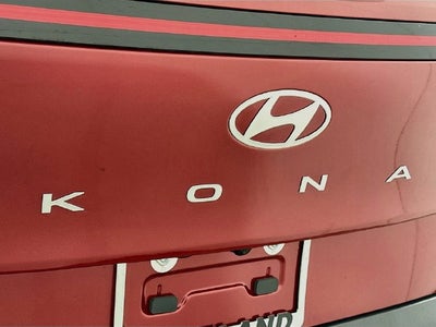 2027 Hyundai Kona SE FWD
