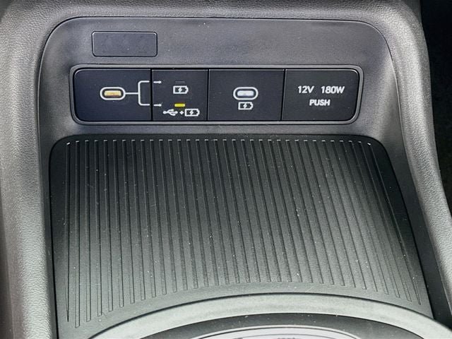 2027 Hyundai Kona SE FWD
