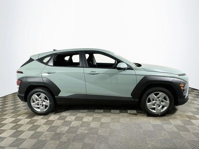 2027 Hyundai Kona SE FWD