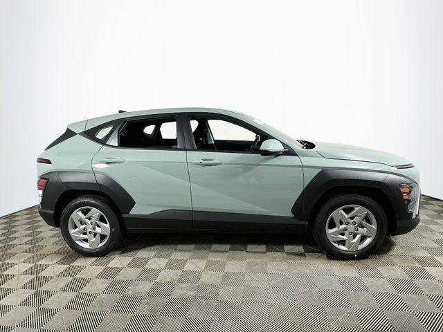 2027 Hyundai Kona SE FWD