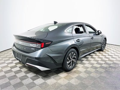 2026 Hyundai Sonata Hybrid Blue