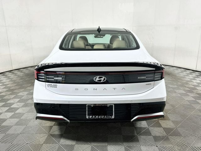 2026 Hyundai Sonata Hybrid Limited