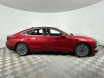 2026 Hyundai Sonata Hybrid Limited