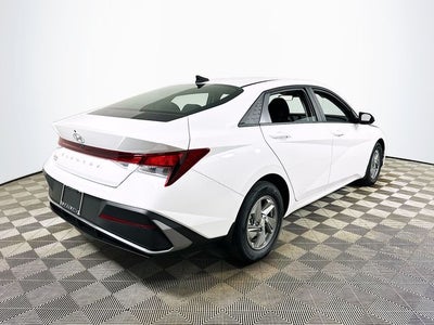 2026 Hyundai Elantra SE