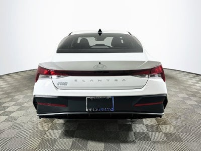 2026 Hyundai Elantra SE