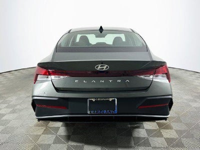 2026 Hyundai Elantra SE