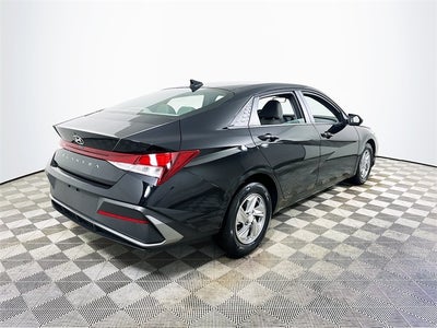 2026 Hyundai Elantra SE