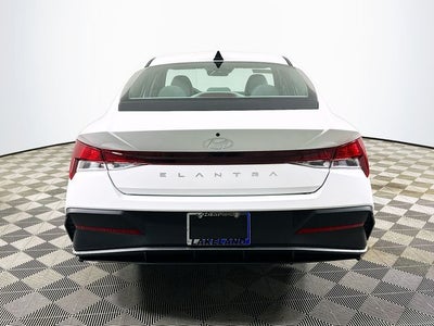 2026 Hyundai Elantra SE