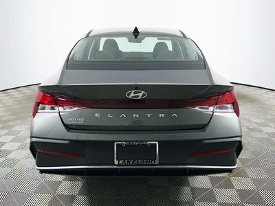 2026 Hyundai Elantra SE
