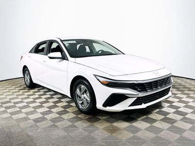 2026 Hyundai Elantra SE