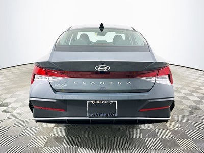 2026 Hyundai Elantra SE