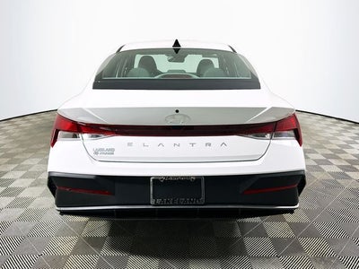 2026 Hyundai Elantra SE