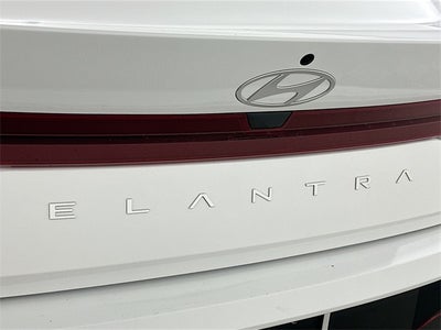 2026 Hyundai Elantra SE