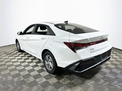 2026 Hyundai Elantra SE