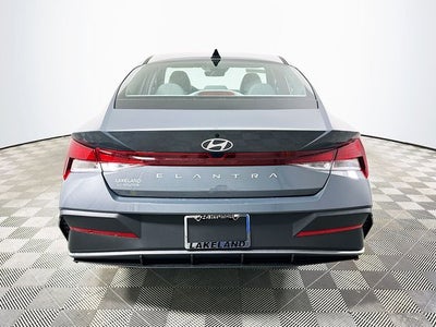 2026 Hyundai Elantra SE