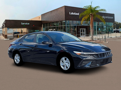 2026 Hyundai Elantra SE